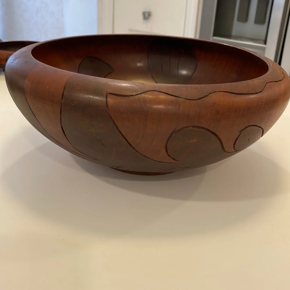 Bohemian hand carved large salad bowl. Vintage 1960s.